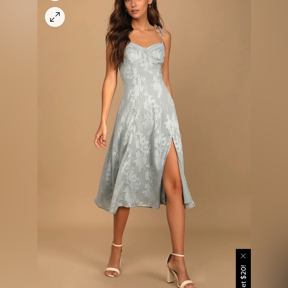 Lulu’s Loveliest Looks Dusty Blue Floral Jacquard Tie-Strap Midi Dress small